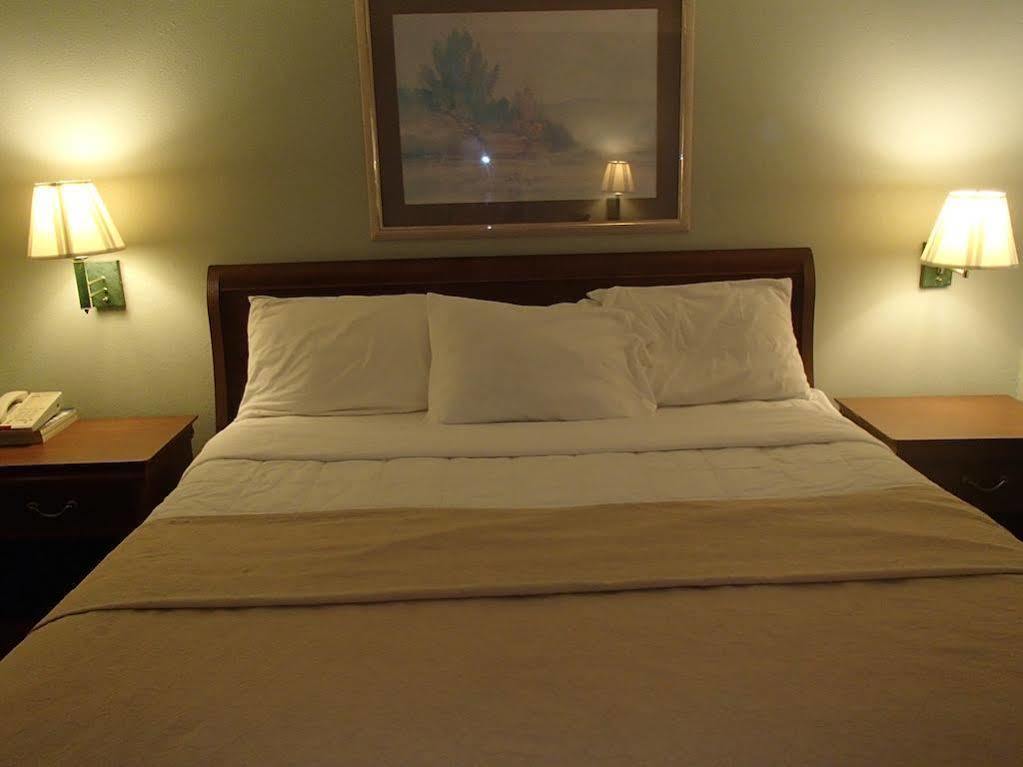 Days Inn & Suites By Wyndham Corpus Christi Central Ngoại thất bức ảnh