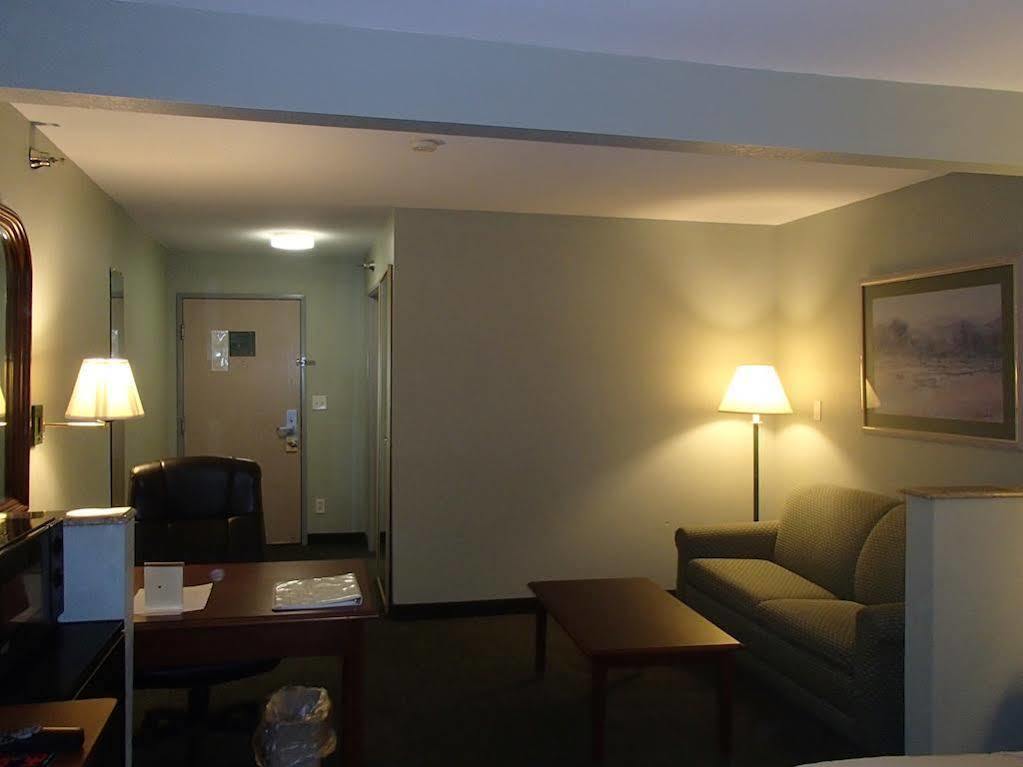 Days Inn & Suites By Wyndham Corpus Christi Central Ngoại thất bức ảnh